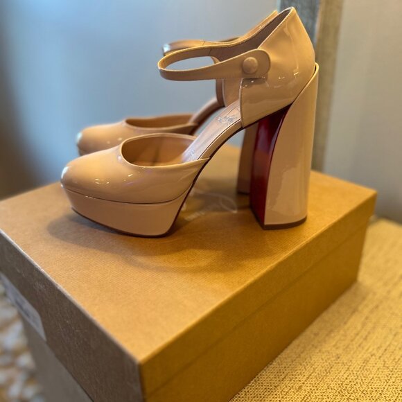 Christian Louboutin Movida MJ 130 Pumps in Leche - Picture 6 of 10